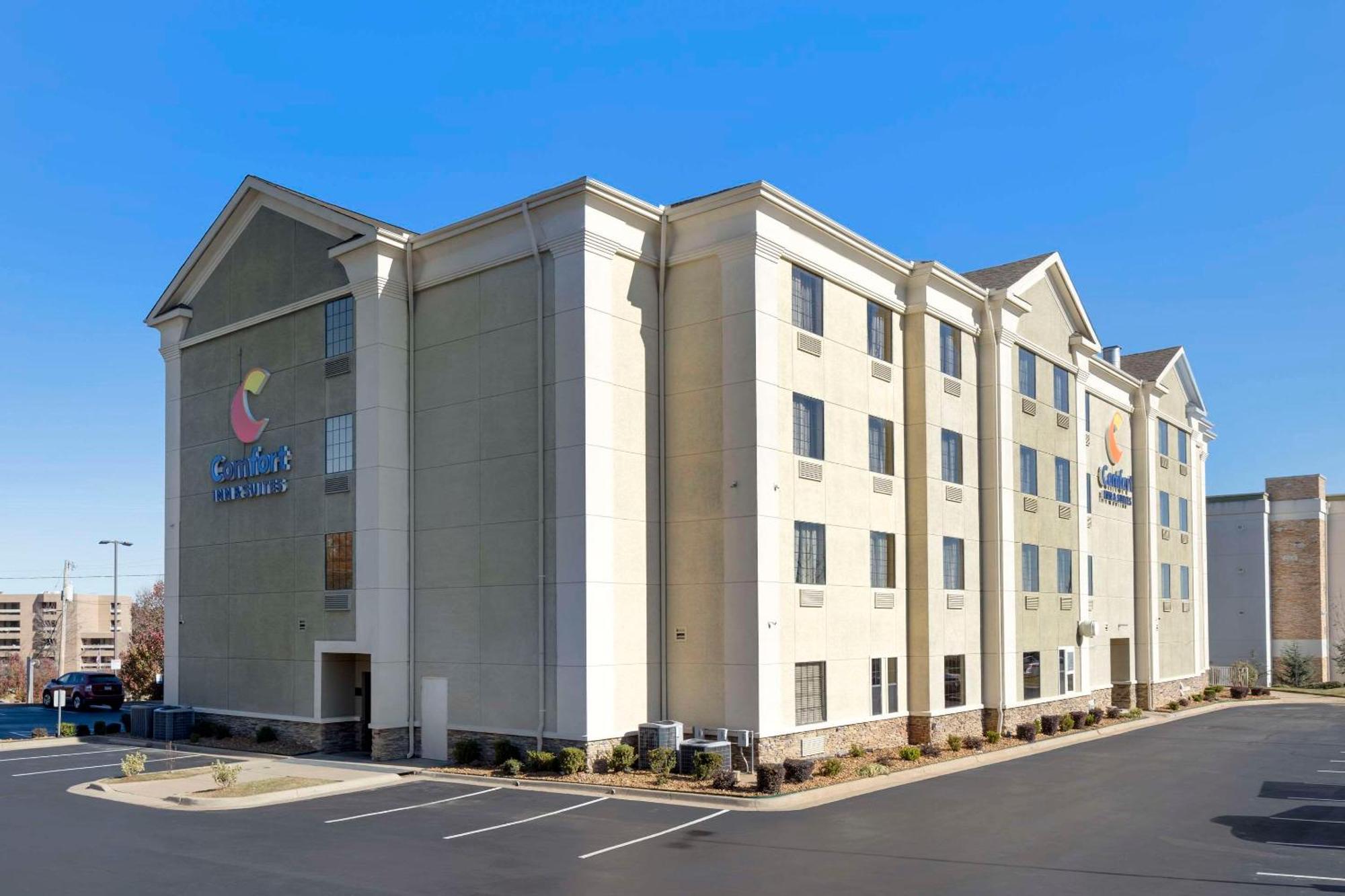 Comfort Inn & Suites North Little Rock Mccain Mall Exterior foto