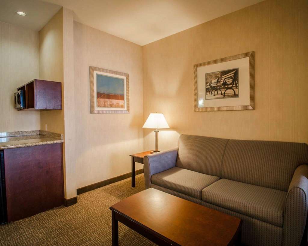 Comfort Inn & Suites North Little Rock Mccain Mall Habitación foto